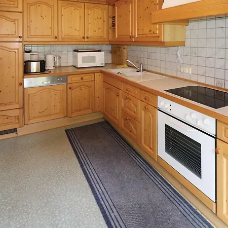 Appartement Nice In W/ Sauna&5 Bedrooms *